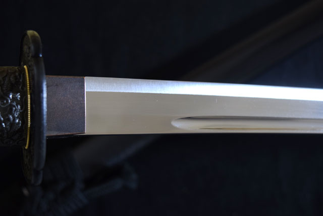 楽天市場 居合練習刀 砂型刀身仕様 同田貫正国 刀袋付き 新仕様 送料無料 居合刀 刀匠 日本刀 居合 居合道 居合練習 模造刀 同田貫正国 Ot I 5 クリーニングクロス付 Sps しのびや楽天市場店