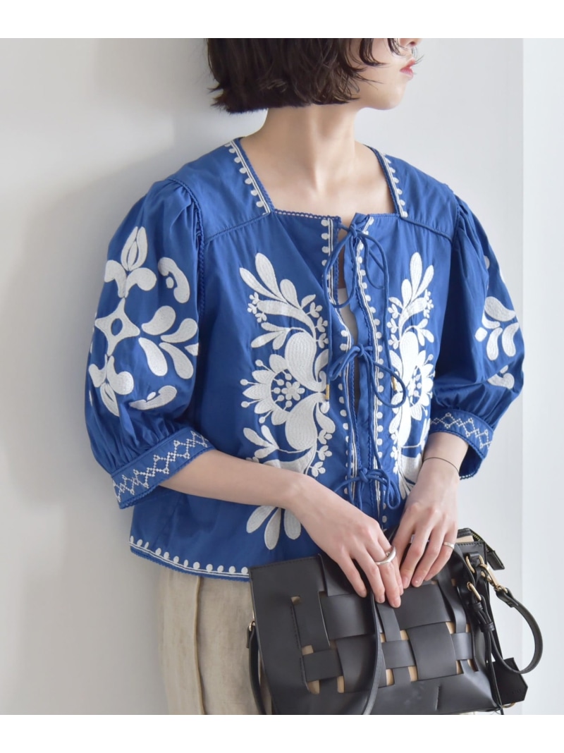 【SALE／30%OFF】quaranciel:＜洗濯機可能＞エンブロイダリー スクエアネック ブラウス quaranciel シップス トップス シャツ・ブラウス ホワイト ブルー グレー【RBA_E】【送料無料】[ Fashion]