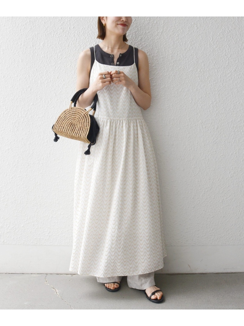 《取っておく》SHIPS any:＜洗い濯ぎ機能力のある＞ラメ ジャカード タッセル キャミ 衣装 SHIPS any シップス 衣装・御召しもの 衣装 赤銅色 白いこと【此れから取っておく】*【貨物輸送無料】[ Fashion]