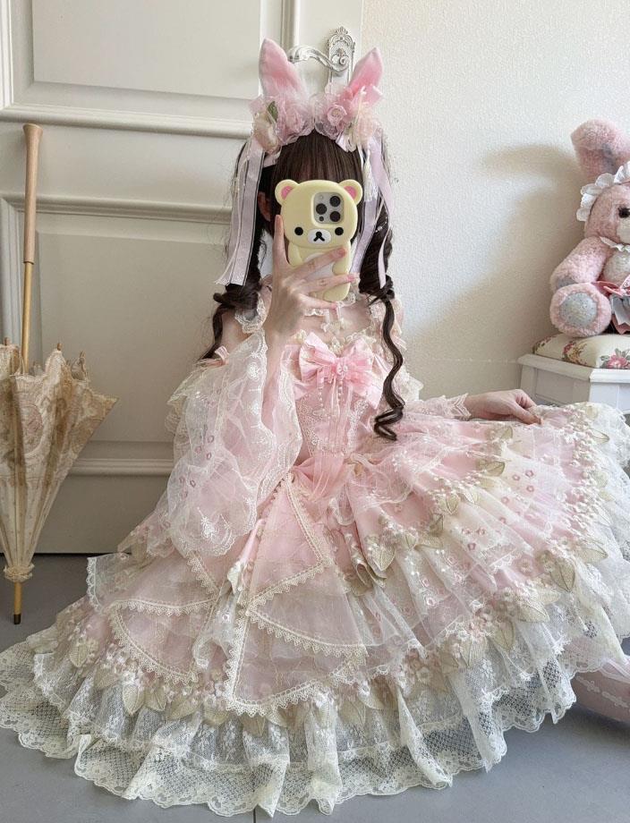 ロリータワンピースミドル丈ミモレ丈ジャンパースカートゴスロリロリータ服可愛い中華風JSKロリータドレス姫袖裾フリルレース大きいリボン小花ふわふわティアードお姫様ロリータドレスレディース大人ジュニア甘ロリロリータファションピンク｜シロイ商店店