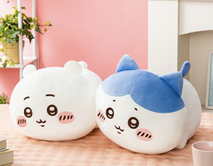 ちいかわ　ぬいぐるみ９種(BIG×3、中×2、小×3、ミニがま口) ちいかわ ミニがまぐち～リボン～ | 商品紹介 | 株式会社
