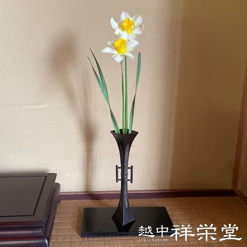 大野芳光作 陵丘 唐銅花入四方耳付 木九鼎大呂 茶道具
