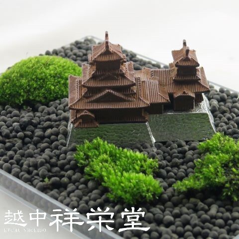 【日本製】箱城 熊本城 焼古手 手のひらサイズのお城