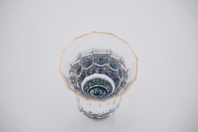 高岡漆器 金杯 万華鏡 石垣 黒 ぐい呑み ぐいのみ ぐい飲み ぐい呑 おちょこ お猪口 猪口 おしゃれ かわいい オシャレ 可愛い 日本酒 お酒 酒 酒器 贈り物 ギフト プレゼント 宅飲み 家飲み 螺鈿 ガラス 貝入 漆 ウィスキー 父の日 母の日 日本製 国産