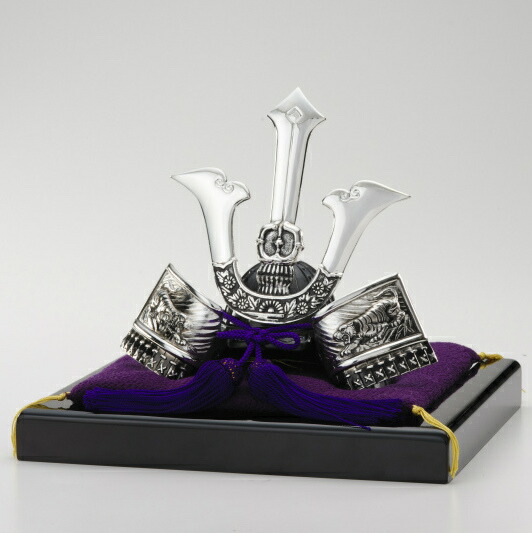 戦国ジェネラル鉄兜 楠木正成周知 壁掛けタワーセット Newbyresnursery Com