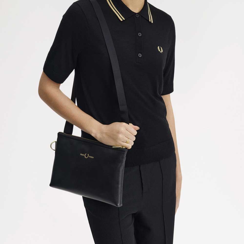 楽天市場】フレッドペリー バッグ FRED PERRY SMOOTH LEATHER SACOCHE