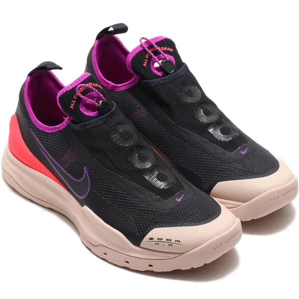 ナイキ エーシージー 望遠レンズ大気圏 エーオー NIKE ACG ZoomAir AO 黒いこと/レーザークリムゾン CT2898-001