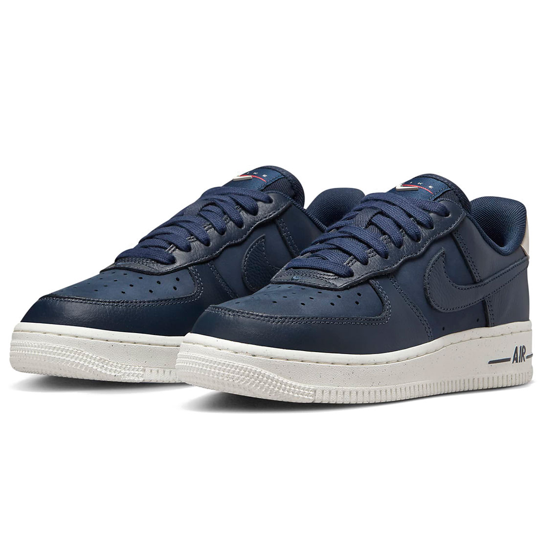 ナイキ　エアフォースワン　'07 LX NBHD ナイキ NIKE エア フォース 1 ミッド '07 LX NBHD AIR FORCE 1
