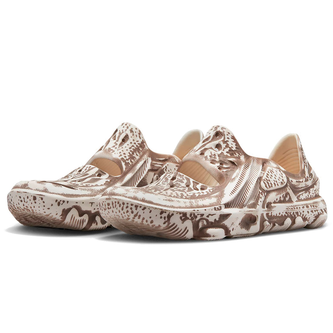 ナイキ ISPA ユニバーサル NIKE ISPA UNIVERSAL ナチュラル/サミットホワイト/デザートダスト DM0886-101｜シューズナッツ