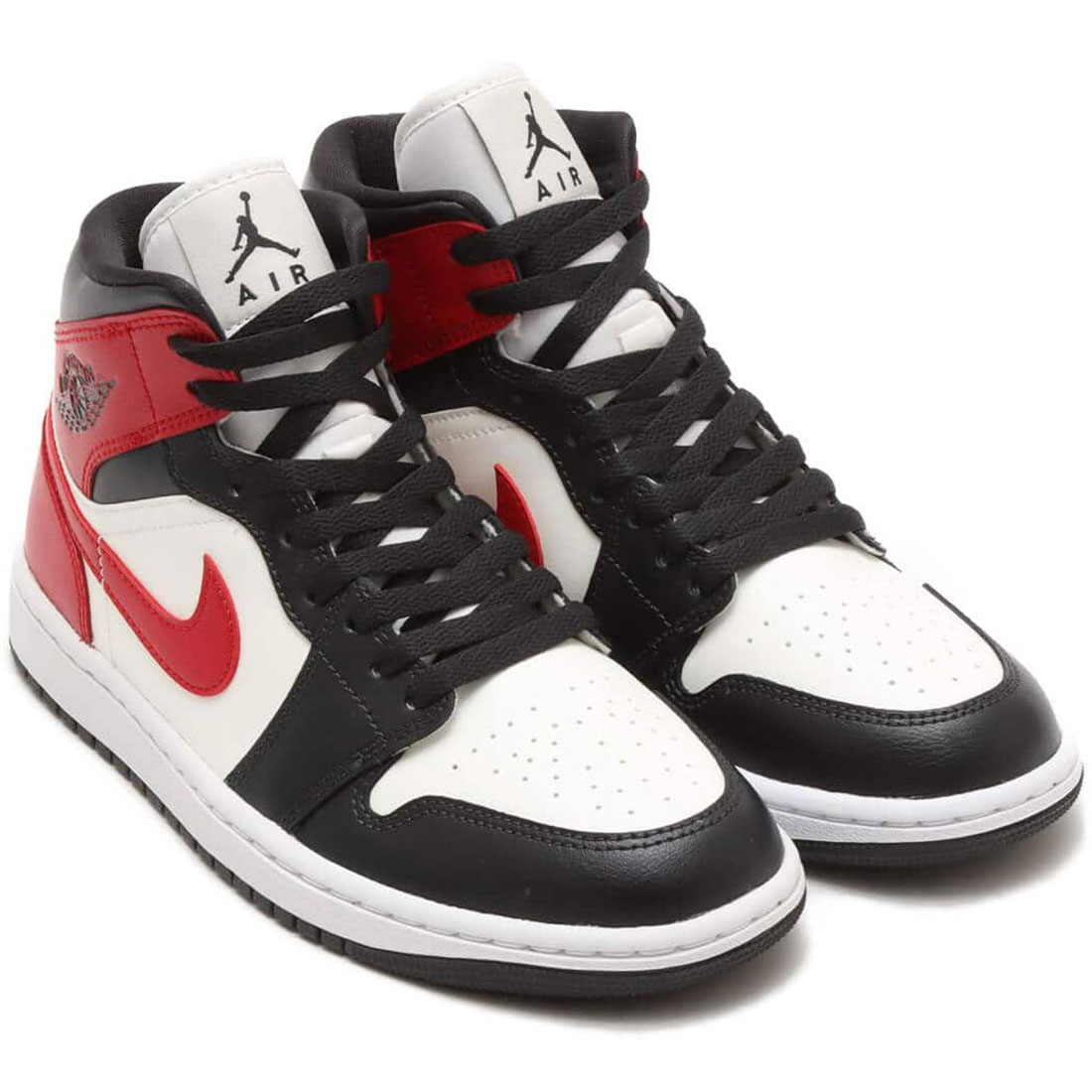 AIR JOHDAN 1 MID WHITE エアジョーダン1 ミッド NIKE公式】エア ジョーダン 1 MID メンズシューズ.オンライン