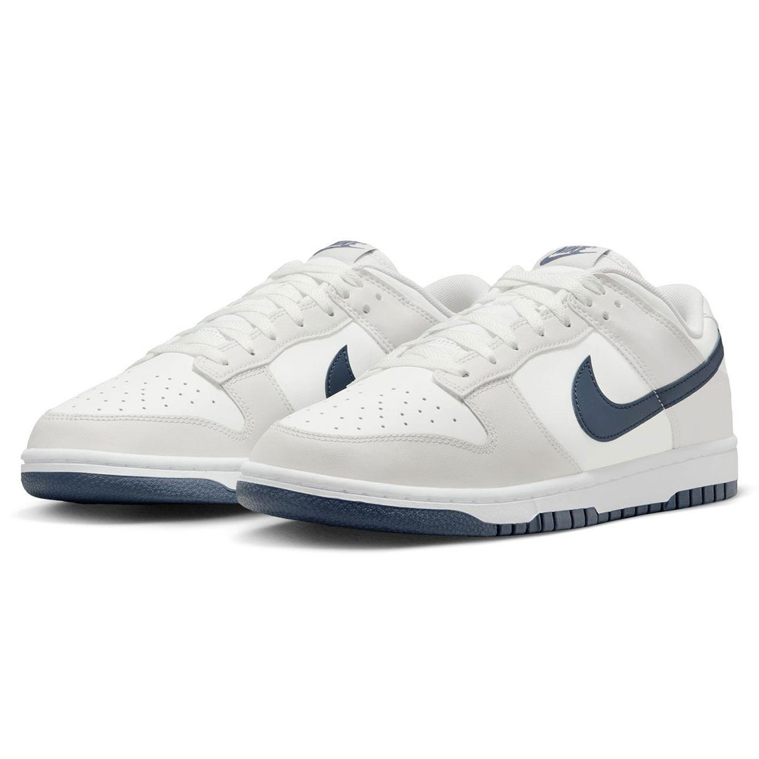 新品タグ付　完売品　GS J DUNK LOW　ダンク　ロー　サミットホワイト ナイキ GS ダンク ロー サミットホワイト/ウルフグレー/ライト