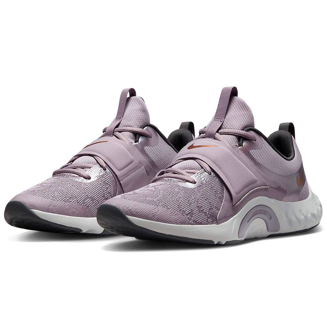 ナイキ リニュー インシーズン TR 12 PRM NIKE W Renew In-Season TR 12 PRM パープルスモーク/ピュアプラチナム/ダークスモークグレー DM0947-501