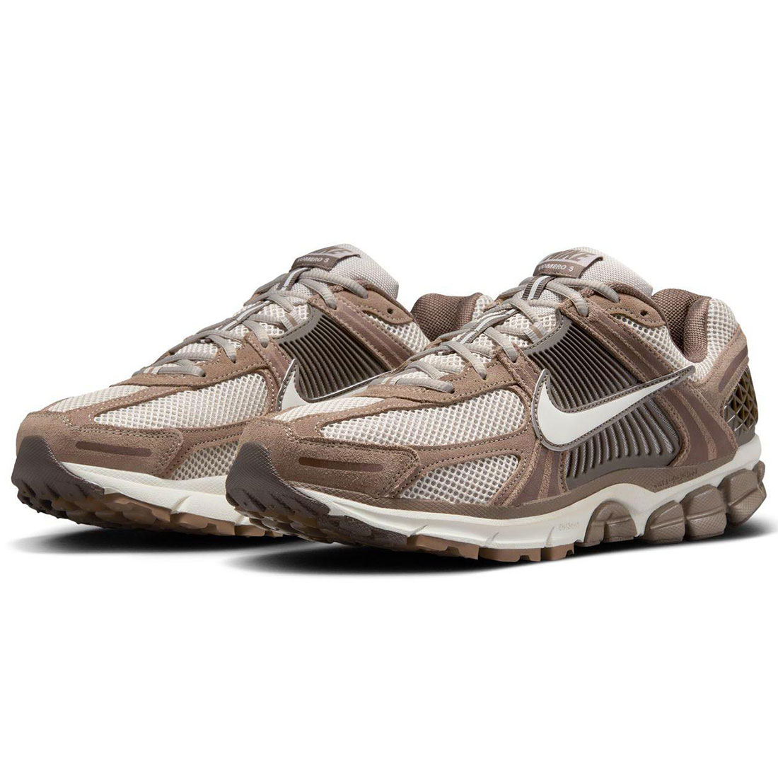 楽天市場】ナイキ ボメロ 5 GS NIKE J Vomero 5 GS ペールアイボリー