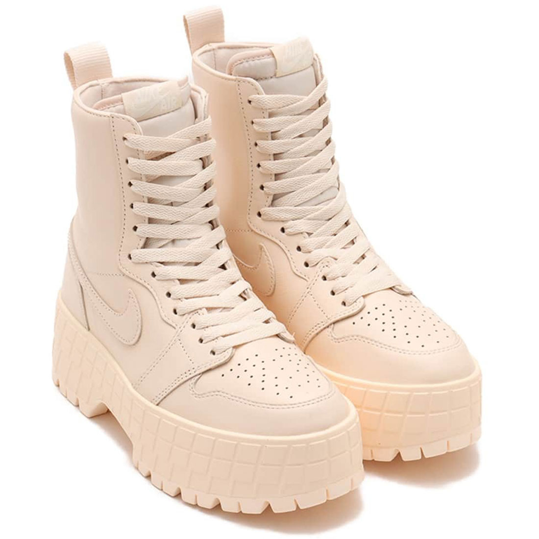 ナイキ エア ジョーダン 1 ブルックリン NIKE W AIR JORDAN 1 BROOKLYN グアバアイス/グアバアイス/セイル FJ5737-800