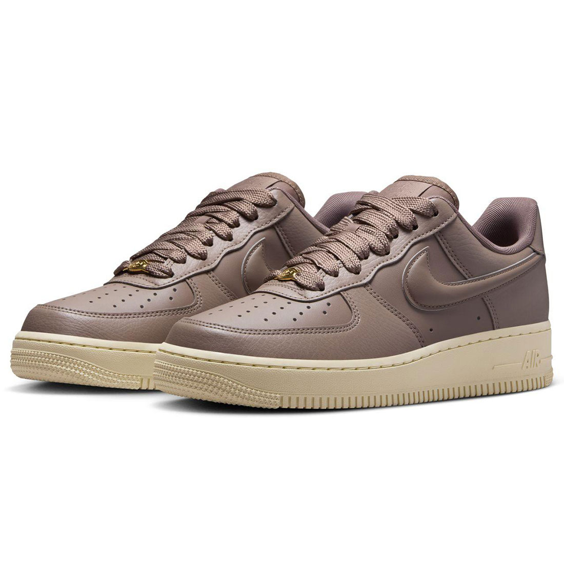 ナイキエアフォース1 楽天市場】ナイキ エア フォース 1 '07 NIKE W AIR FORCE 1 '07