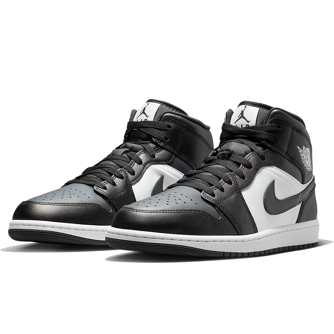 Nike Air Jordan 1 Mid ホワイト/ブラック/ターコイズ NIKE公式】エア ジョーダン 1 MID ジュニアシューズ.オンライン