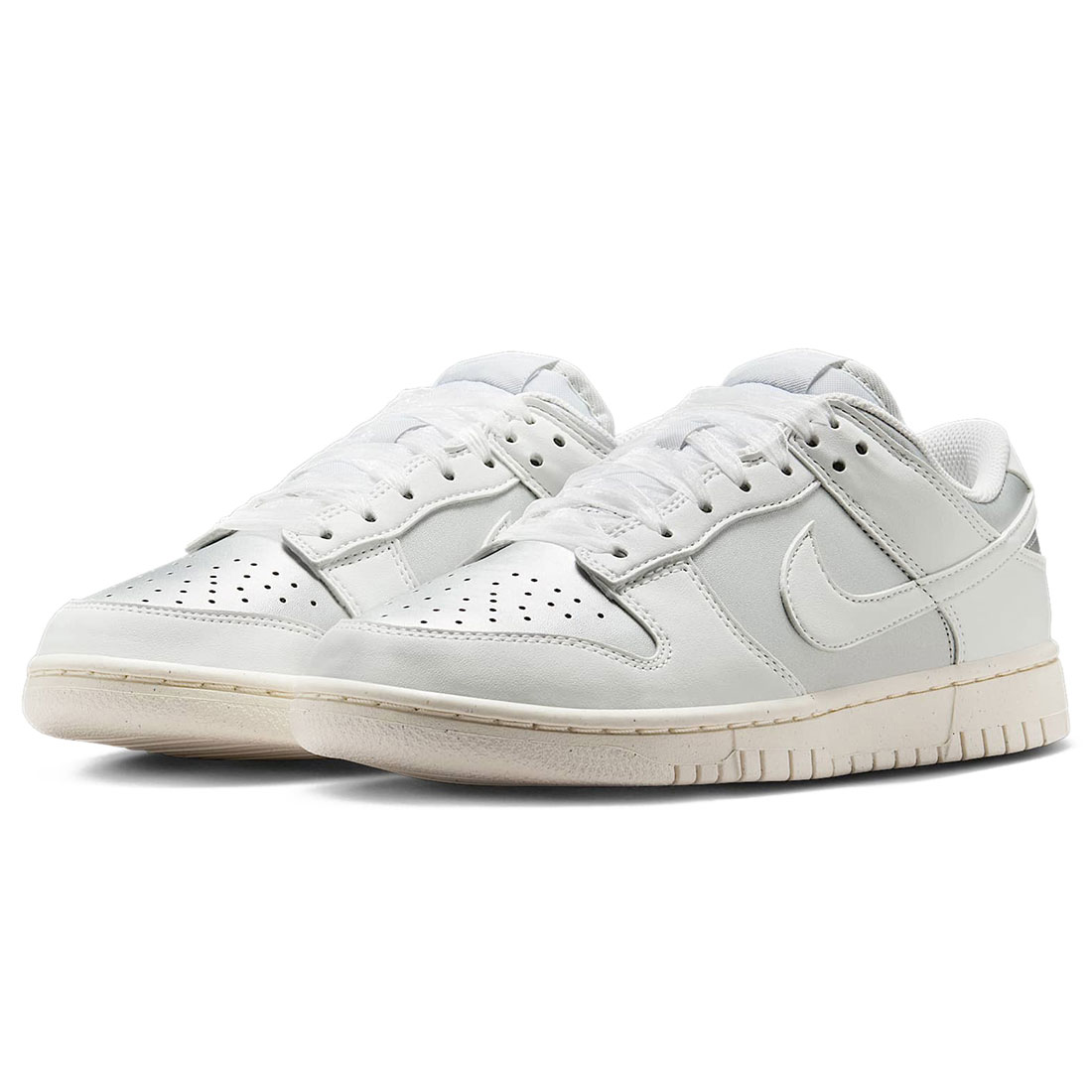 ナイキ ダンク 置き目 ネクスト 人となり NIKE W DUNK LOW NN メタリックプラチナム/ペールアイボリー/首脳会談白いこと IB7311-001