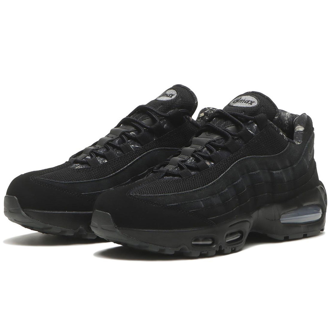 ナイキ 大気圏 マックス 95 ビッグ砂上の楼閣 NIKE AIR MAX 95 BIGBUBBLE 黒いこと IQ0302-010