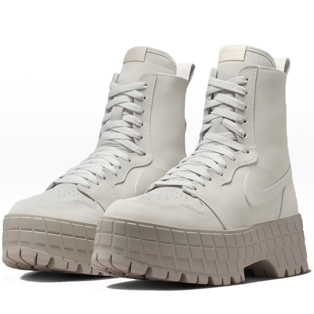 ナイキ エア ジョーダン 1 ブルックリン NIKE W AIR JORDAN 1 BROOKLYN ペールグレー/エニグマストーン IR0837-099