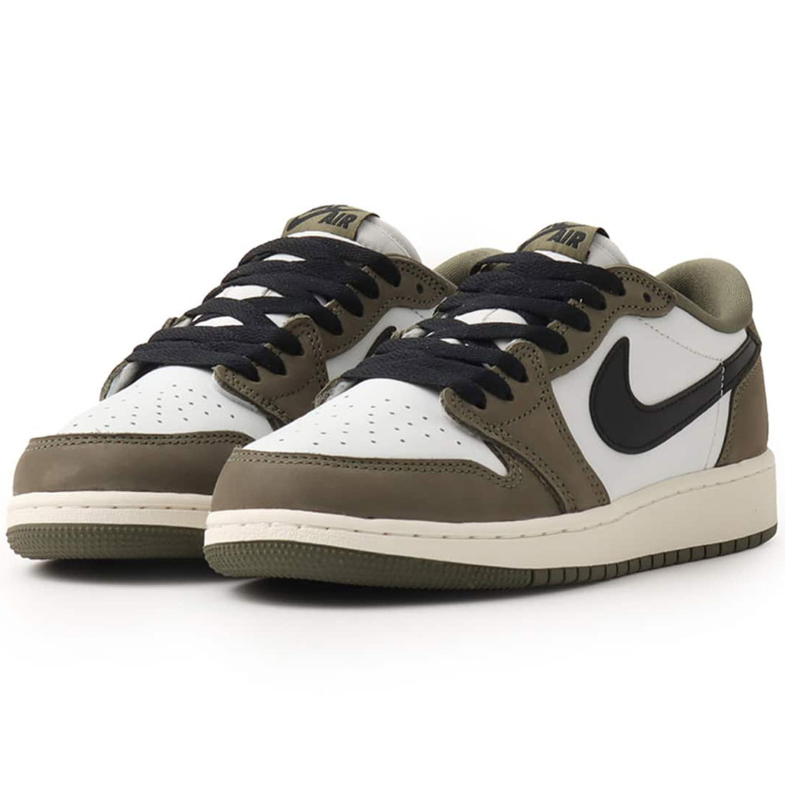 ナイキ エア ジョーダン 1 レトロ ロー NIKE J AIR JORDAN 1 RETRO LOW \