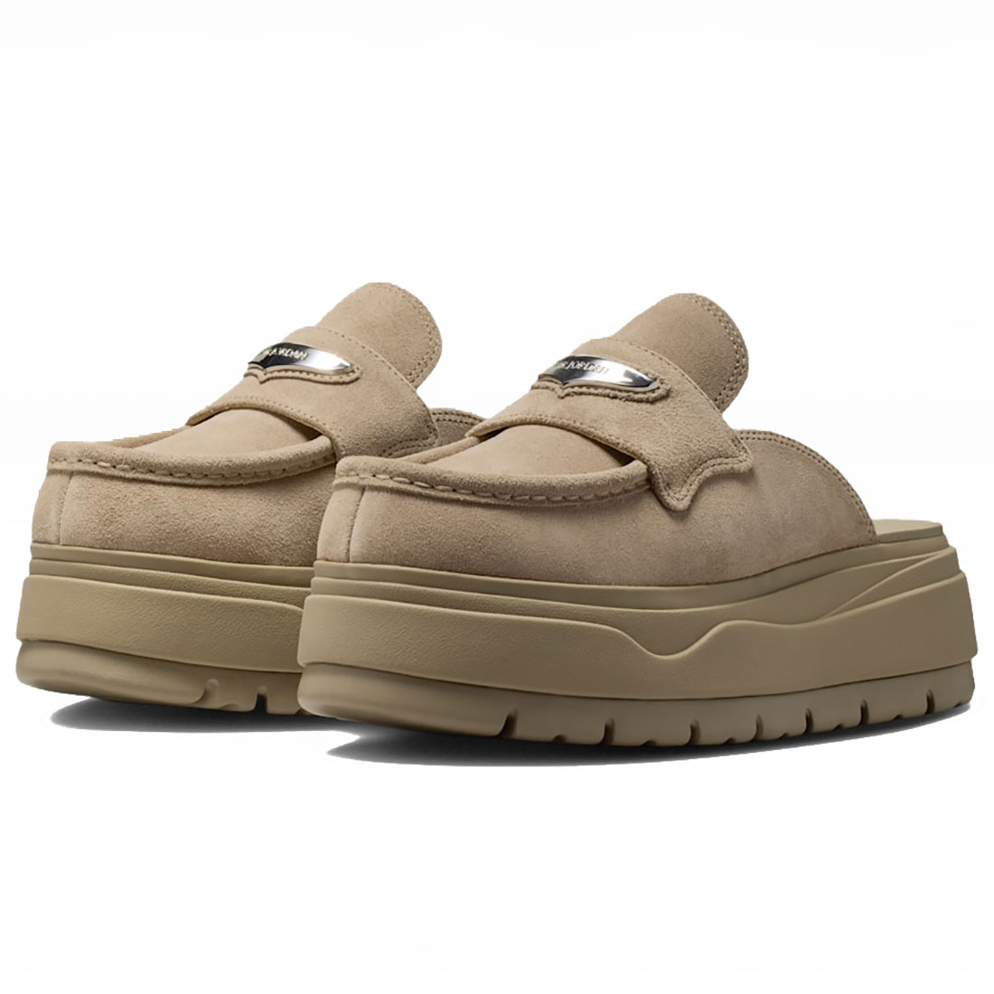 ナイキ エア湖 ジョーダン ミュール NIKE W AIR JORDAN MULE ライトブリティッシュタン/セイル/黒いこと HJ4292-200