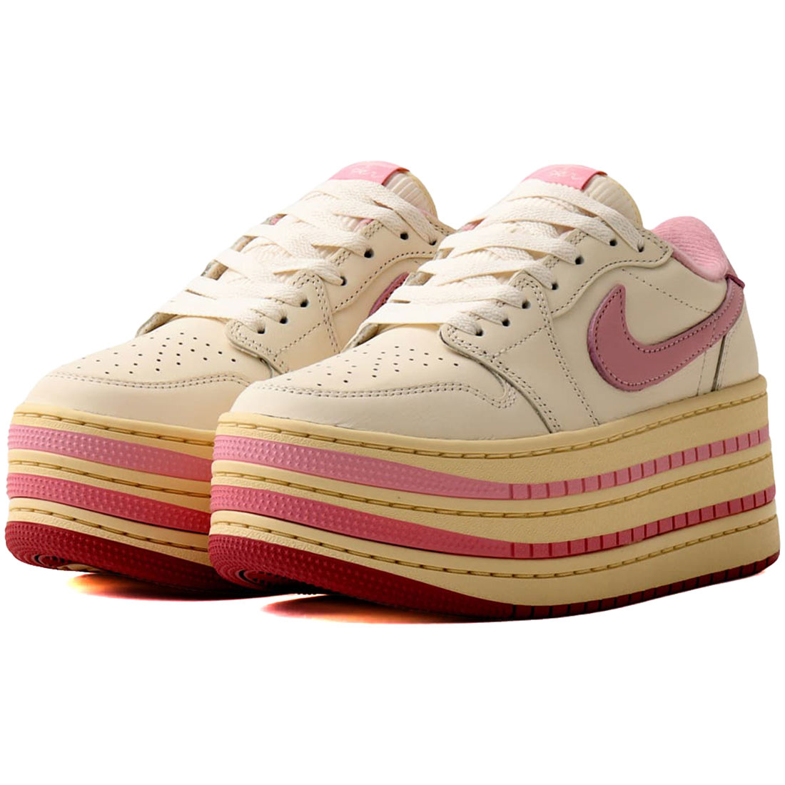 ナイキ エア ジョーダン 1 トリプル スタック NIKE W AIR JORDAN 1 TRIPLE STACK ペールアイボリー/モスリン/アイスカーマイン HV8288-101
