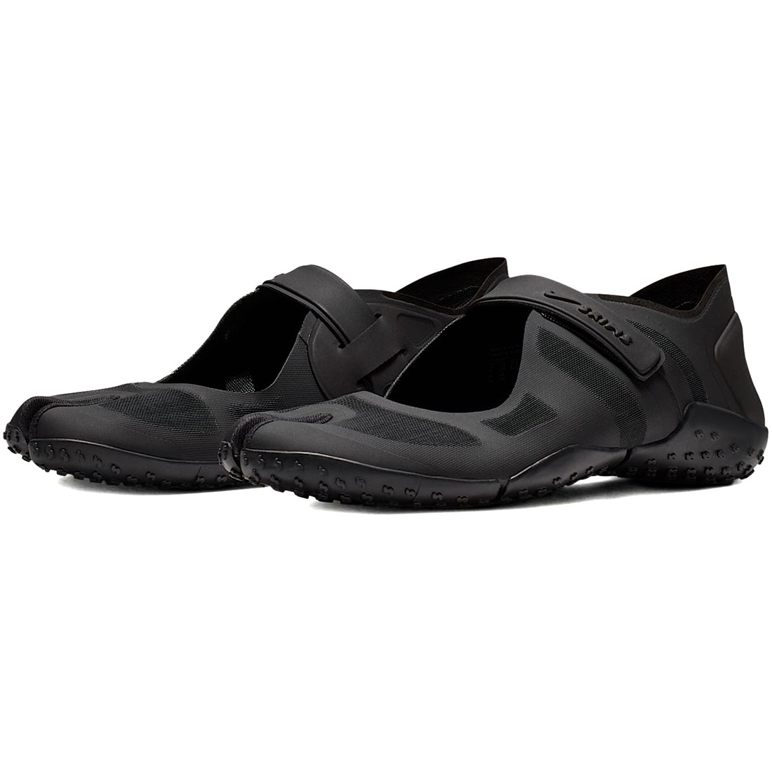 ナイキ NikeSKIMS 昇降機 メッシュ NIKE W NIKESKIMS LIFT MESH 黒いこと/ダークスモーク IO7694-001