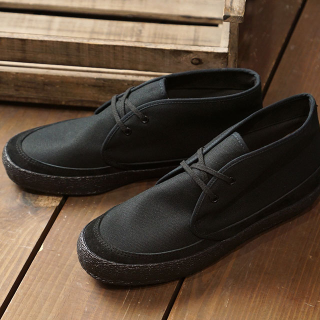 gap black shoes