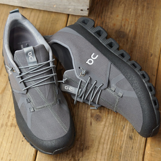 on cloud dip mens