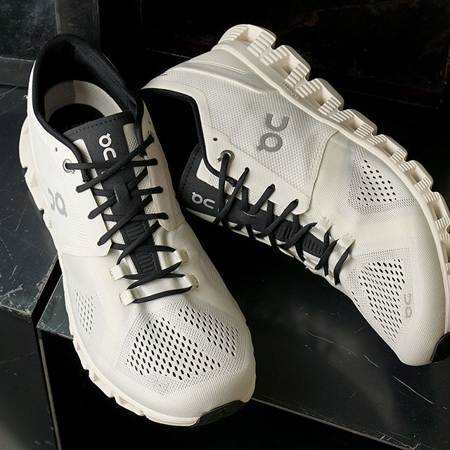 海外最新 楽天市場 サイズ交換片道送料無料 オン On スニーカー クラウドx M Cloud X 40 Fw メンズ ランニングシューズ 靴 ホワイト ブラック ホワイト系 Shoetime 最高の Lexusoman Com