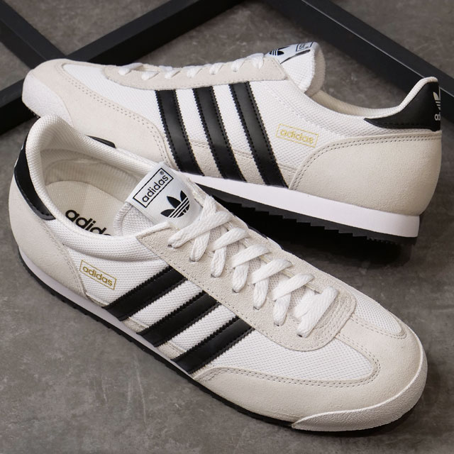 アディダス　adidas ベッケンバウアー　3xs スナイデル　IX6437 adidas for SNIDEL 別注トラックスーツが国内4月10日／4月12日に