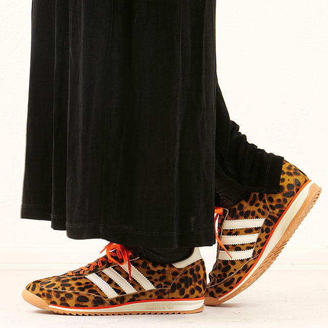 【在庫限り】adidas Originals アディダス オリジナルス スニーカー エスエル72 OG ウィメンズ [JI0189 FW25] SL 72 OG W レディース 靴 シューズ チーター柄 DARK-BROWN/OFF-WHITE/SEMI-IMPACT-ORANGE 正規取扱店【ts】｜Shoetime アウトフィットストア