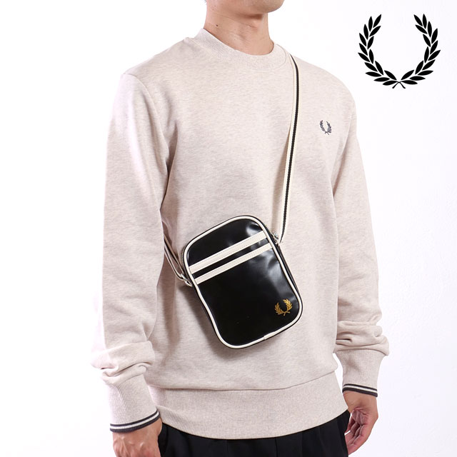 美品 FRED PERRY × CARRADICE kelbrook バッグ 美品 FRED PERRY × CARRADICE kelbrook バッグ - メルカリ