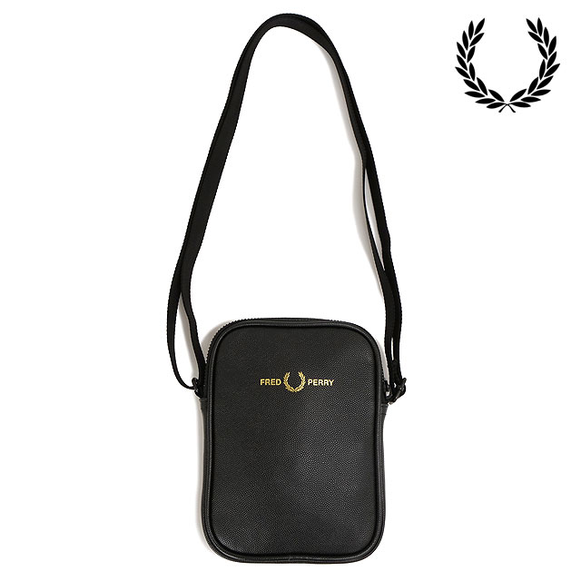 【極美品✨️】Fred Perry　フレッドペリーレザーショルダーバッグ FRED PERRY（フレッドペリー）の「◇FRED PERRY(フレッドペリー