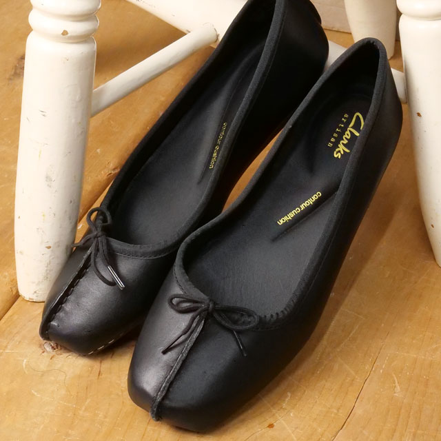 クラークス(Clarks)カジュアルシューズ フレックルアイス ブラック 20352929 バレエシューズ タウンシューズ(L… 楽天市場】クラークス Clarks フラットシューズ フレックルアイス