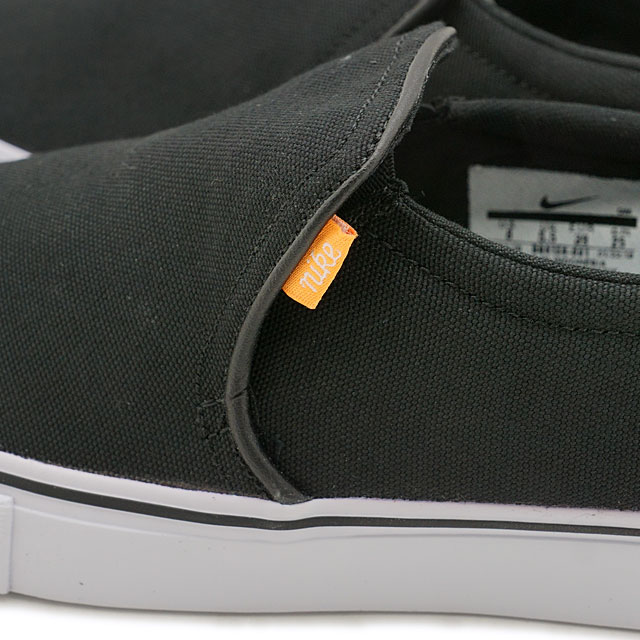 nike womens slip on shoes