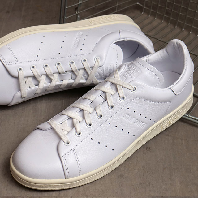 adidas GX3441 スニーカー スカル 柄 adidas GX3441 スニーカー スカル 柄 - メルカリ