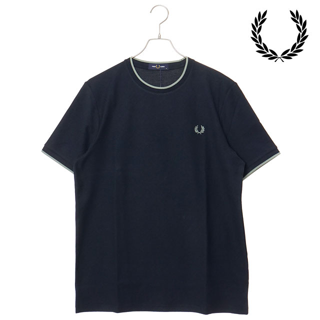 【20%OFF/SALE】FRED PERRY フレッドペリー メンズ トリムディテールクレープピケTシャツ [M2397-608 SS26] TRIM DETAIL CREPE PIQUE TSHIRT トップス 半袖 ネイビー NAVY 【メール便可】 正規取扱店【ts】【e】｜Shoetime アウトフィットストア