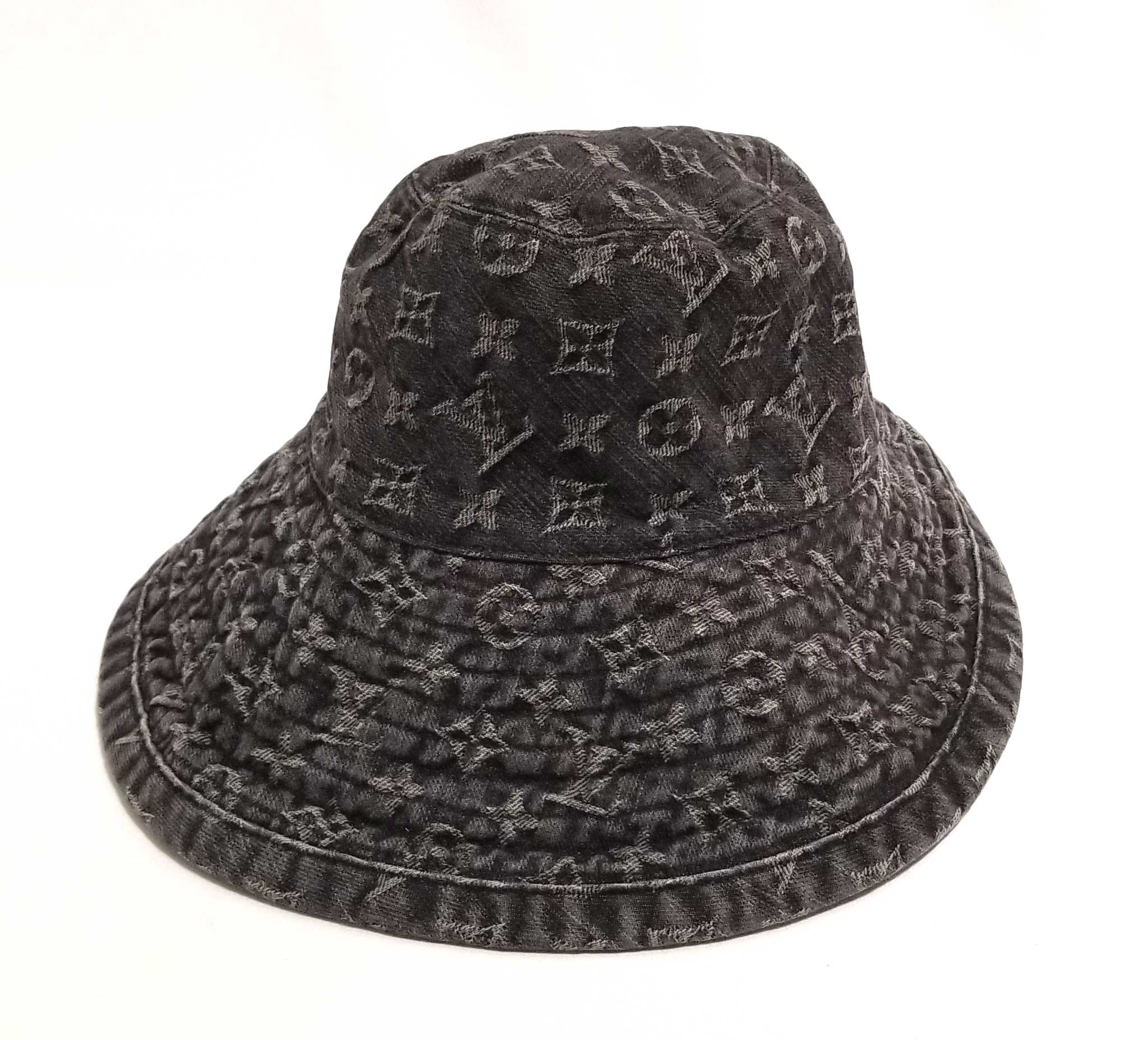 【美品】LVレザーキャップ 楽天市場】LOUIS VUITTON ルイヴィトンアイコニックメゾンモダン