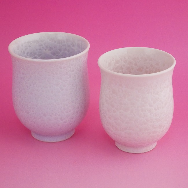 京焼   清水焼 花たま物夫婦関係湯呑み 紫サクラ色 キッチン用品・食器・調理器具-湯呑み