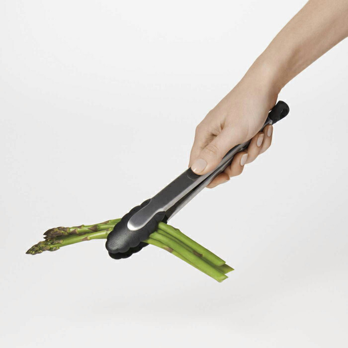OXO(オクソー)ナイロンヘッドロックトング小/調理用具キッチンツール生活雑貨アメリカデザインアメリカ雑貨定番ロングセラー使いやすい機能的シンプル耐熱200℃滑り止めフック付食洗機対応可能御祝誕生日祝いギフトプレゼント