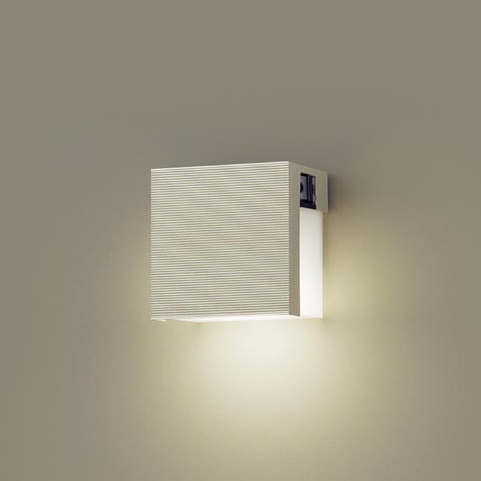 LGWJ85116Y パナソニック 表札灯 明るさセンサ付 白熱灯器具40W相当 電球色 防雨型