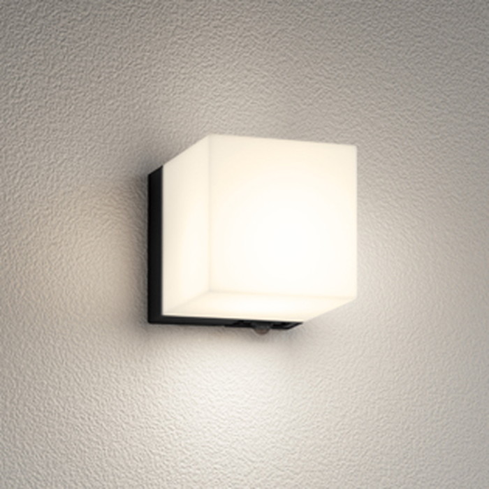 OG254799LCR オーデリック ポーチライト 人感センサー付 白熱灯器具60W相当 電球色 防雨型｜照明デポ