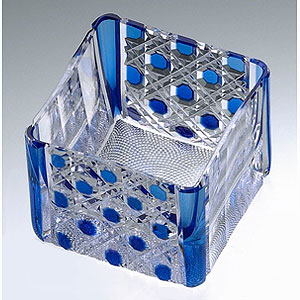 皇室御用品 カガミクリスタル 江戸切子 枡グラス(青) 八角籠目 紋(鮫小紋)ガラス(硝子) 江戸切子 母の日 敬老の日 誕生日 還暦祝い 退職祝い 記念品 結婚祝い 古希祝い 内祝い 引き出物 記念日 ギフト プレゼント マイグラス.カップ.コップ 江戸切子