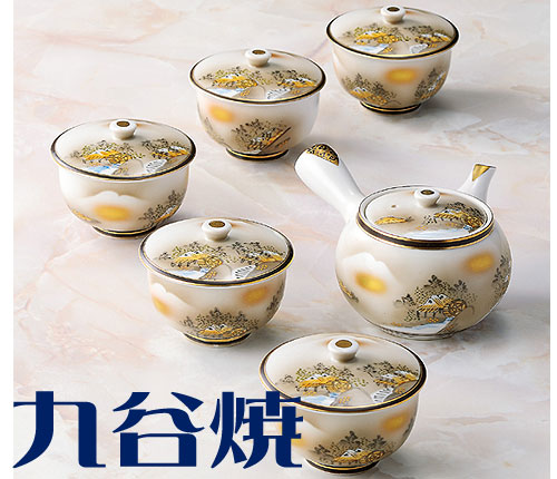 楽天市場】【急須セットの品揃え最大級！】【急須】有田焼 蝶 蓋付茶器