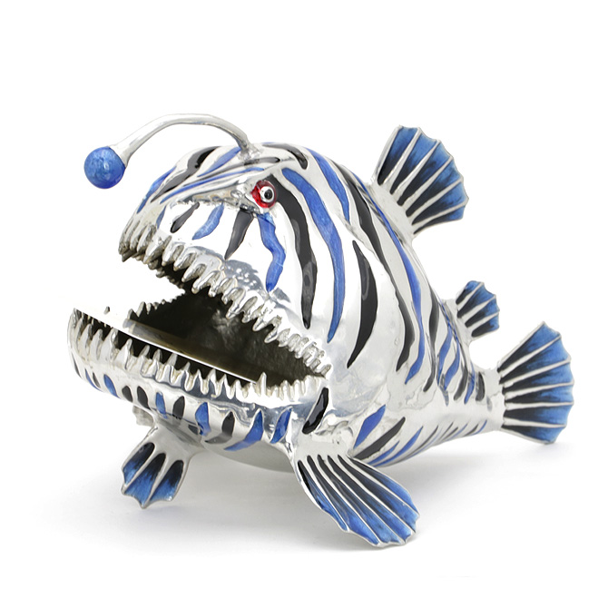 ロイファー Loyfar 凝乳保持者 アングラーフィッシュ ブルー Ag Card Holder Angler Fish Blue Ch044 C カード立て オブジェ 魚 アンコウ チョウチンアンコウ 青色信号 Doorswindowsstairs Co Uk