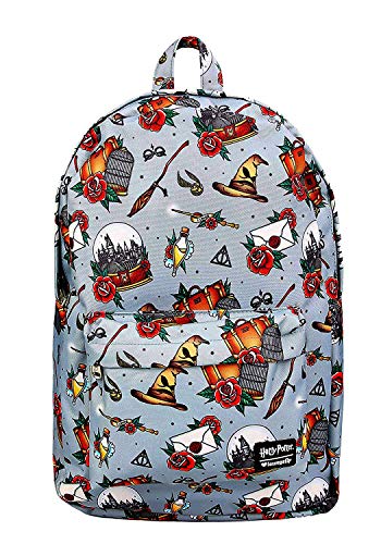 ラウンジフライ アメリカ 日本未発売 バッグ コラボ Loungefly Harry Potter Relics Tattoo Backpackラウンジフライ アメリカ 日本未発売 バッグ コラボ｜angelica