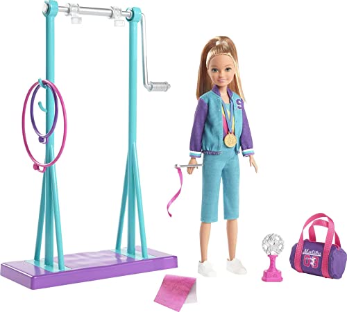 バービー バービー人形 Barbie Team Stacie Doll and Gymnastics Playset with Spinning Bar and 7 Themed Accessories for 3 to 7 Year Oldsバービー バービー人形