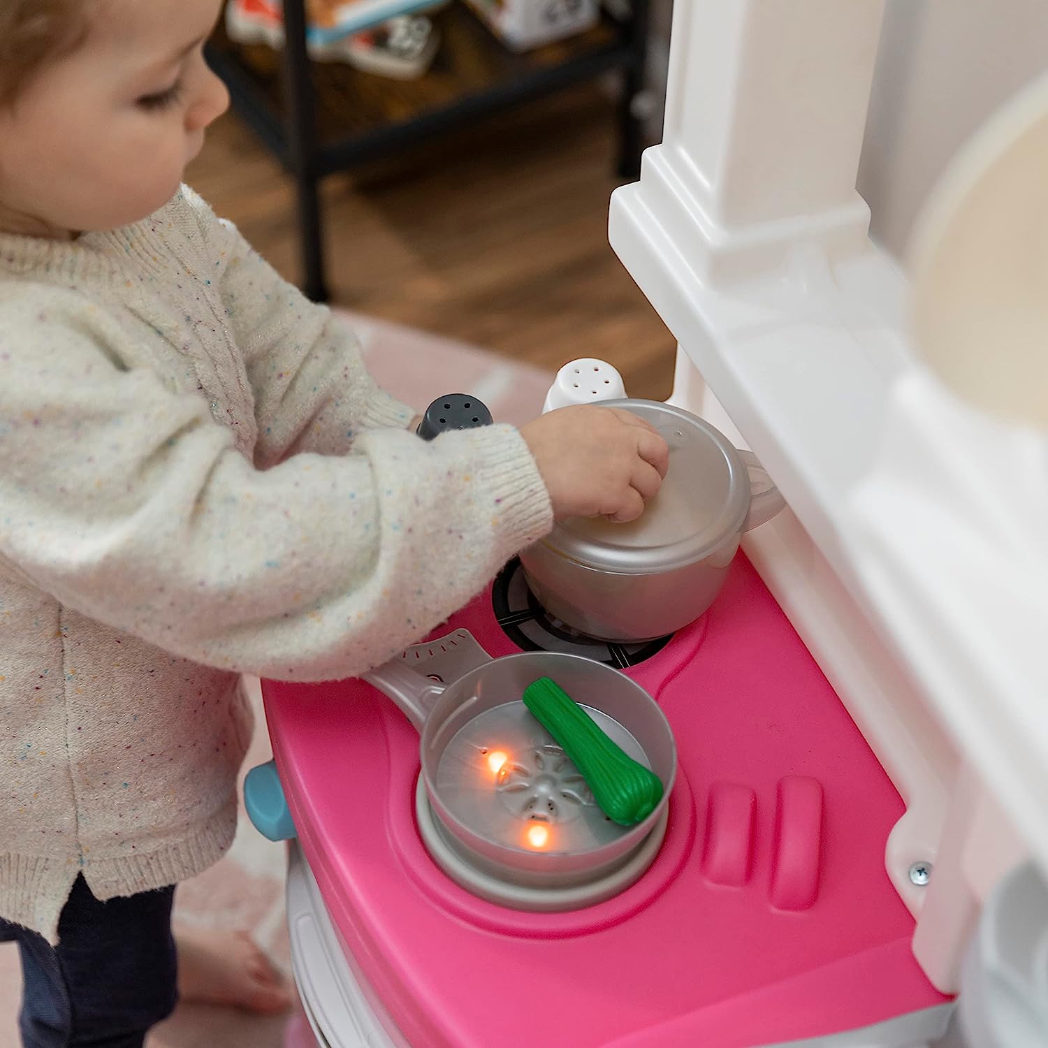 ステップ2 おままごと ごっこ遊び 大型遊具 Step2 Fun with Friends Kitchen Set for Kids ...