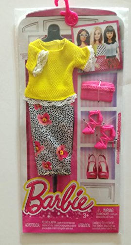 バービー バービーあやつり人形 着せ替え 御召しもの 御召しもの Barbie Complete Fashion Spring is Here Outfit,Yellow Blouse with White Lace-Like Trim and Black and White Skirt with Pink Spring Flowers,Pink Strapped Stilletto Shoバービー バービーあやつり人形 着せ替え 御召しもの 御召しもの